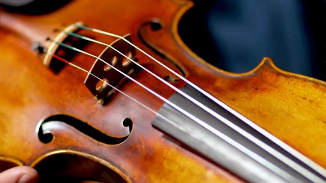 选购指南：如何选择合适的小提琴弦