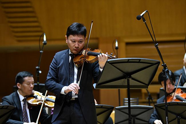 天才小提琴家陈曦，和他的“红宝石”名琴